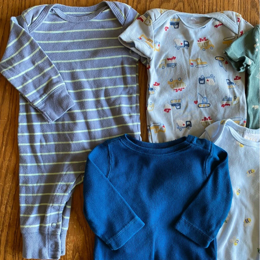 5 Baby Boy Blue & Navy One-Piece Bodysuit Set